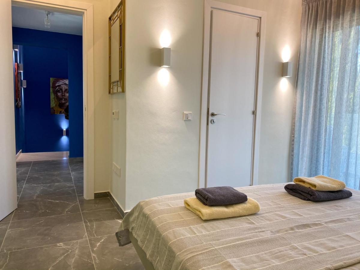 Luxury Villa Roma Near The Beach Coral Bay Eksteriør billede
