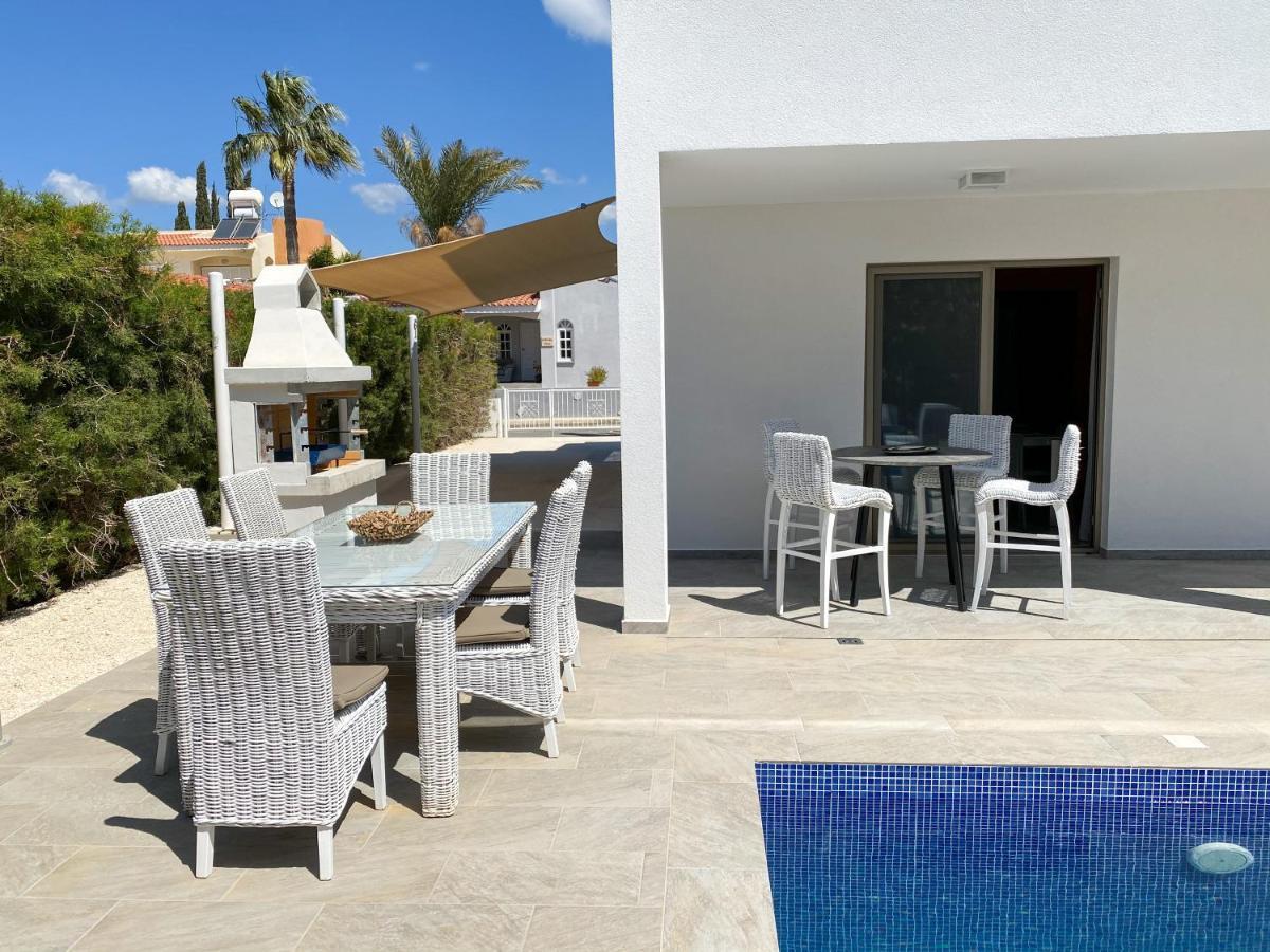 Luxury Villa Roma Near The Beach Coral Bay Eksteriør billede